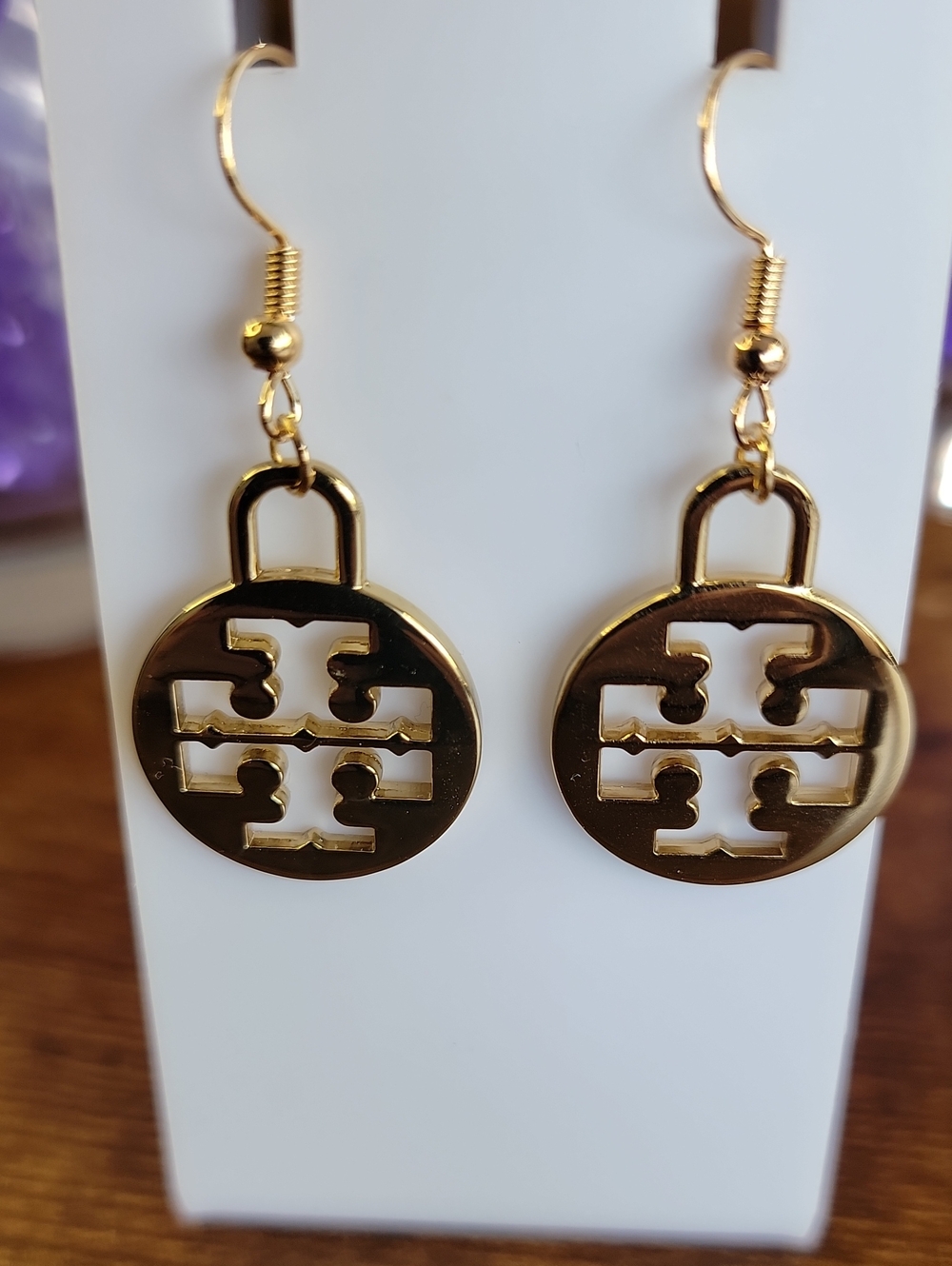 NWOT Tory Burch Logo Drop Hook Earrings